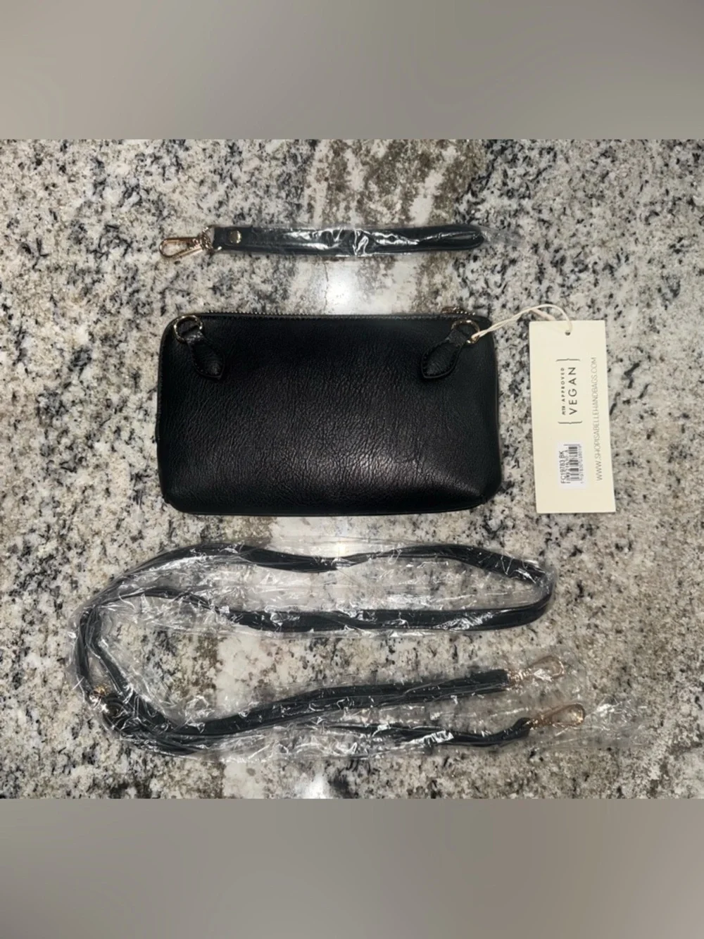 *NWT* Carrie Mini Turn Lock Crossbody/Wristlet by Isabelle Handbags - Picture 5 of 11